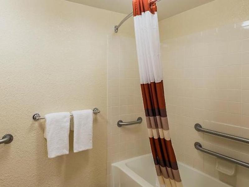 7116E1A5EA0E38CD4CF03C7587CAD30E