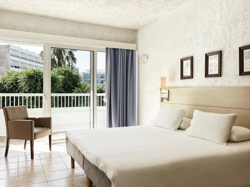 2523D9A5353F3E1ACEB5B7393F3D0DC4