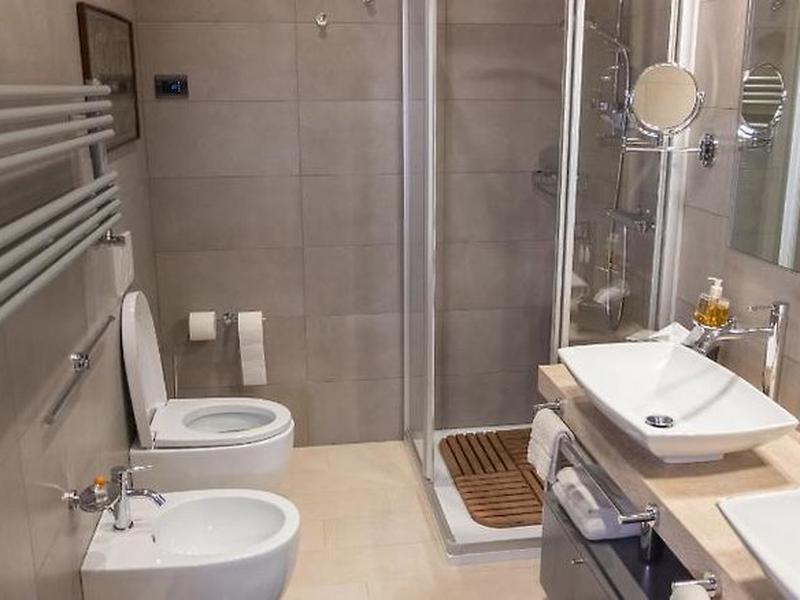 0DA20581F10936EE4AD8C4C8FABF33F3