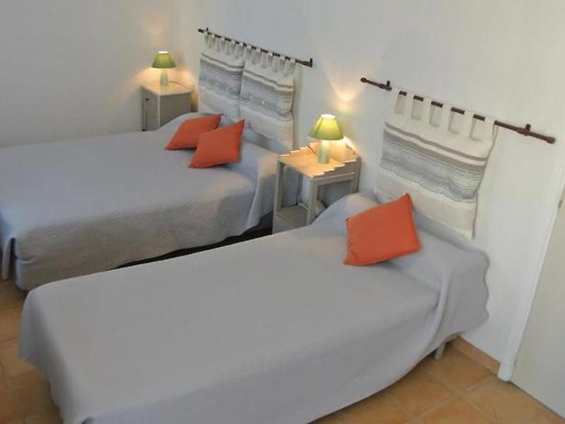 7DBED3B6D262BEA8A83ADF766966886B