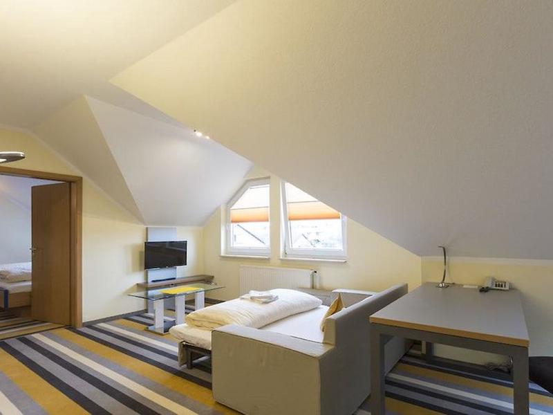 D0C1C03A70902DD9859E7E8E5B7D6927