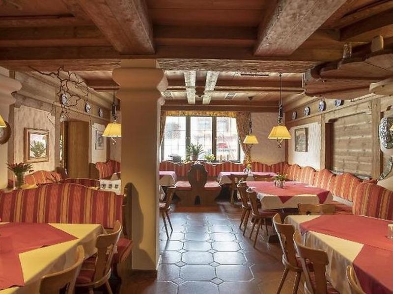 31A0ED737CD1856459E01B0AFA5ADE17