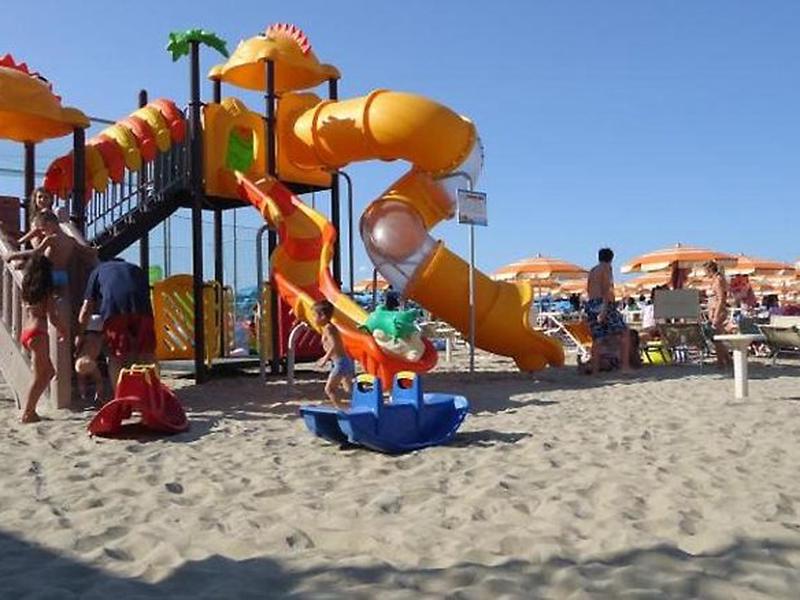 E9CFBAD49EA9600B5AE776C689520F48