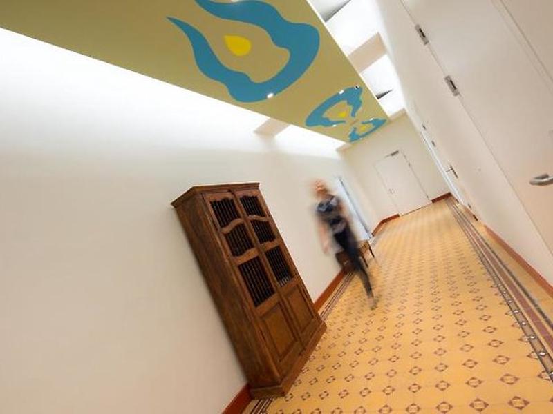 D8179783DB787E2752F2DF499EDE4E08