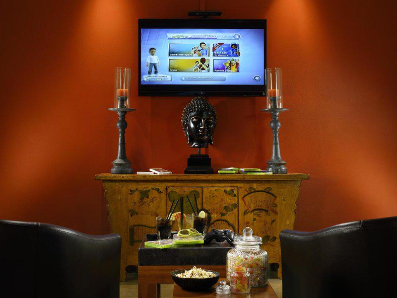 AFF449AACCDF31E3E35399F1F38D655D