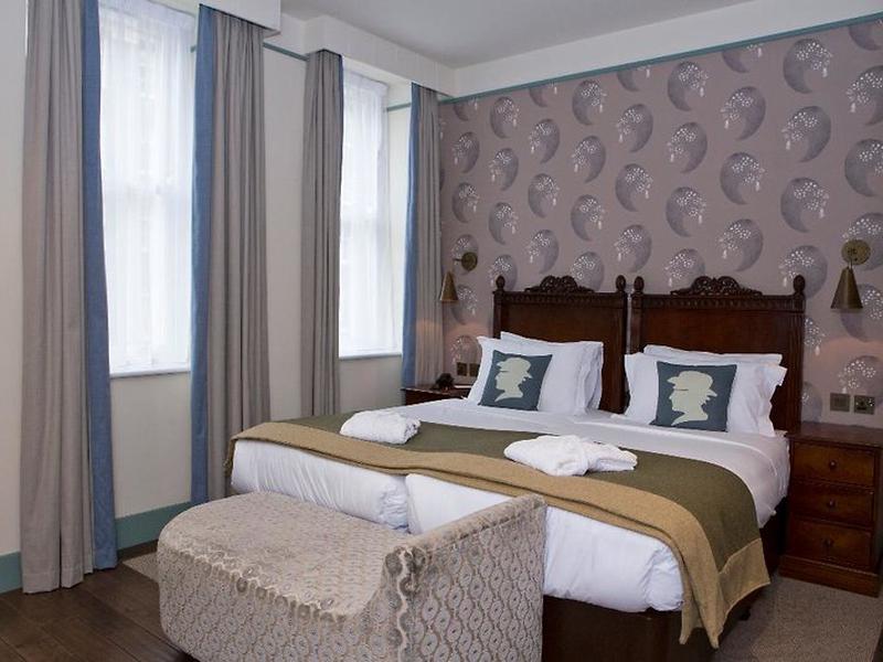 81AC32F1E109A9E7258394EE9B0EF9A9