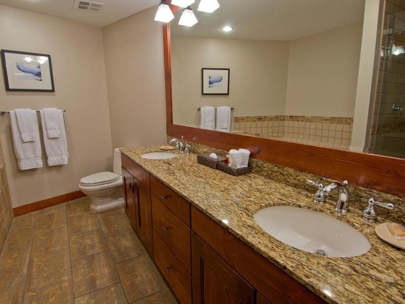 6D9E79121072A8C7A6847B6E74D5D3D1