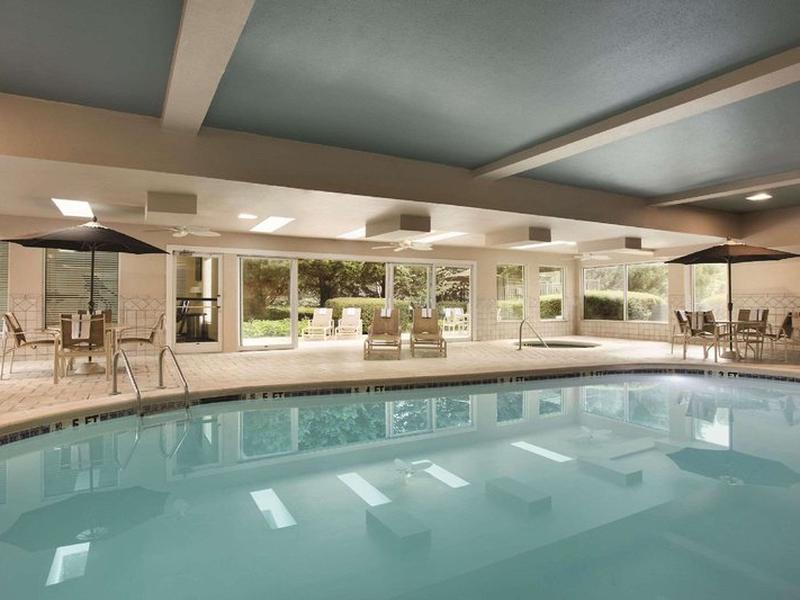 4B835FD853B50CBB70AF539EEF15A137