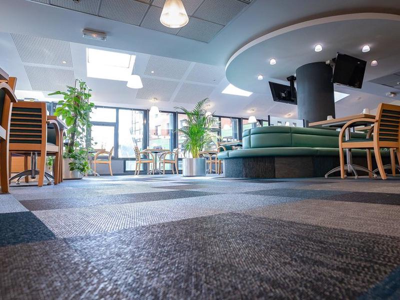 56DD19C760F61462A40088B3FC5D2ADE