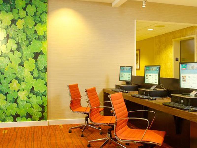 AAE0C04539D4FD700660FD7A0D5E4C27