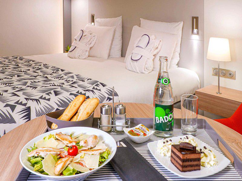 69BBE28E41A04CD6BAE12812DB4A19C1