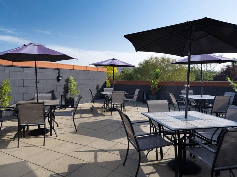 F9A0942EDBC9E13FCF452AD25D16A746