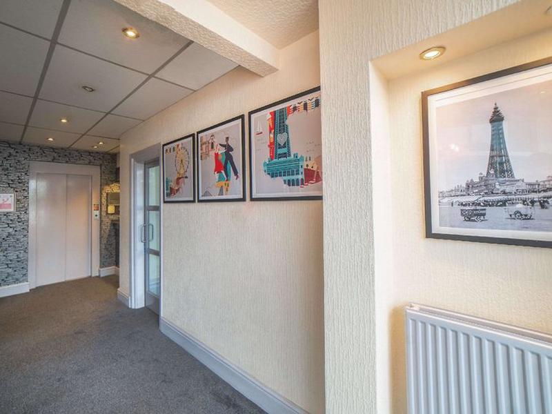 E1CBB5C462F87B4F0D2B203F75A762AB