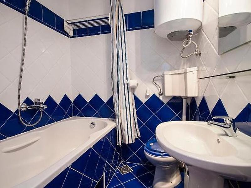 F79BF87E41EC8E1EDF36D68C052B50E7