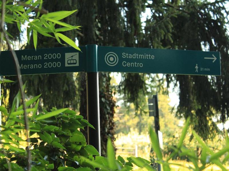 FC08DF343FD798B826D105B11D385609