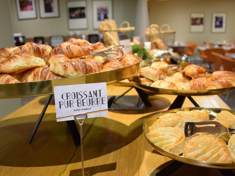 897ADD417A695C6B27B76E8EB55AEEE8