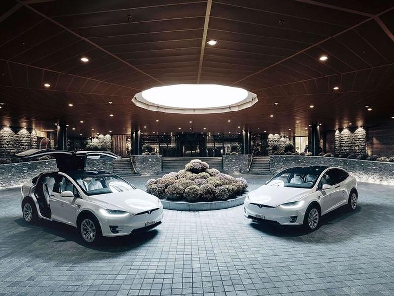 EB724E684C817B5E491BEC084B8F3614