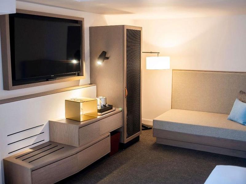 66AE3674ED9E13320BA3A50885B0E2AF