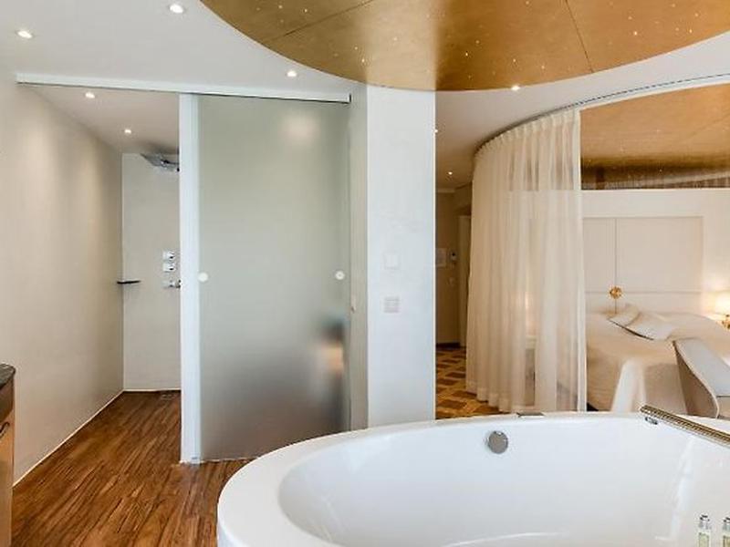 D6D77258741AD85241033A48D414B46D