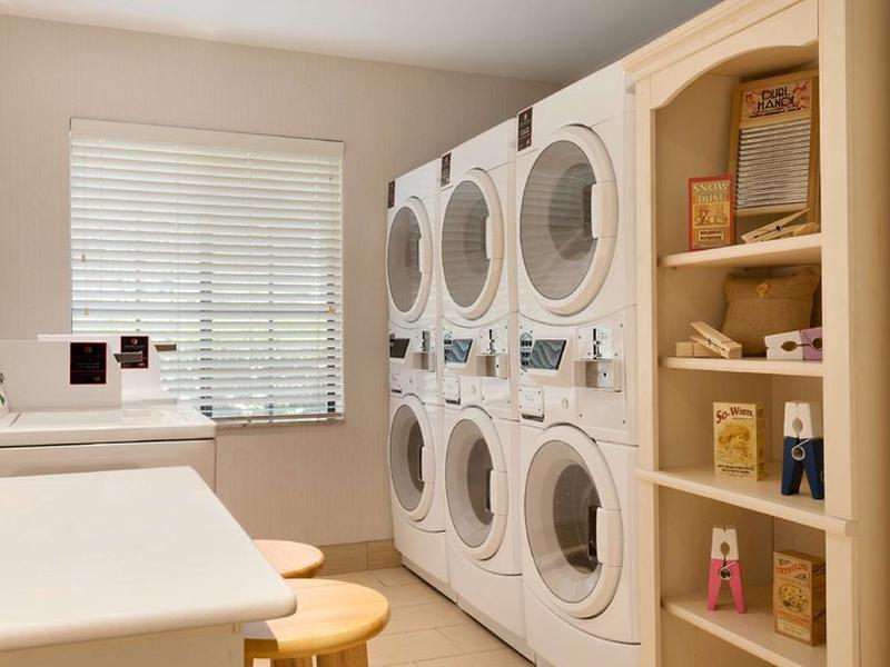 BD006D84450607B2327F71AF17799A27