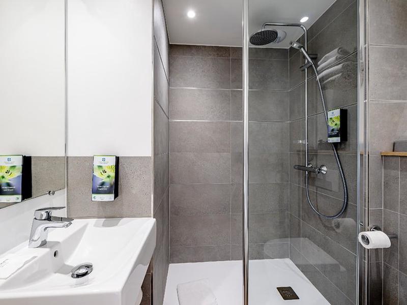 1A5849FDAF83AE5787BB8E82321AC406