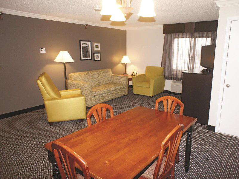 076715D3DE26B96B1EDC31AA2DDFA2CC