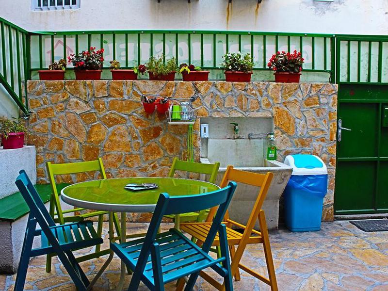 61347F67233B6458BED3ACC2C4D889F1