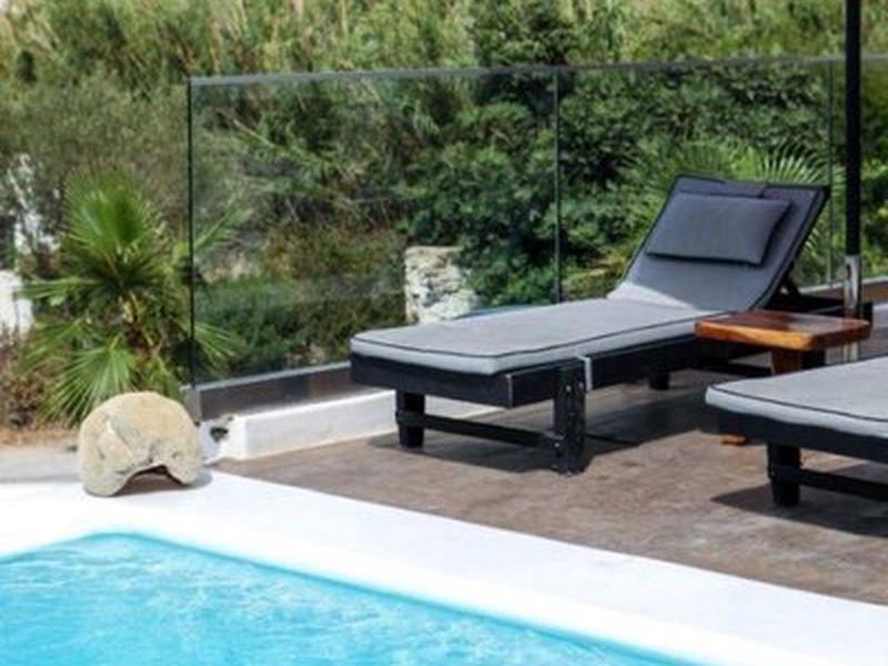 F9BD5D906E07B3B0E7E03879FBD5D79C