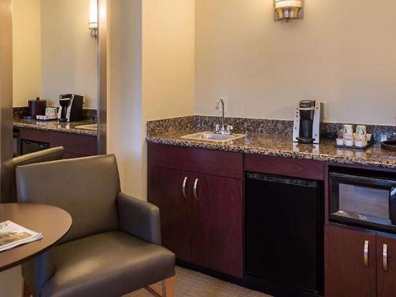 4222B4F47C38F1F745131B8AD0F3C2CC