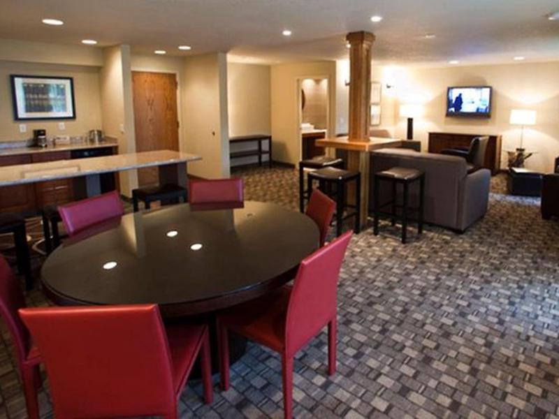 CD6FE9520B559C9F734944F94B1D8C3E