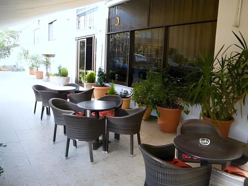 283BA1134464D0E9E49CE15BD5564857