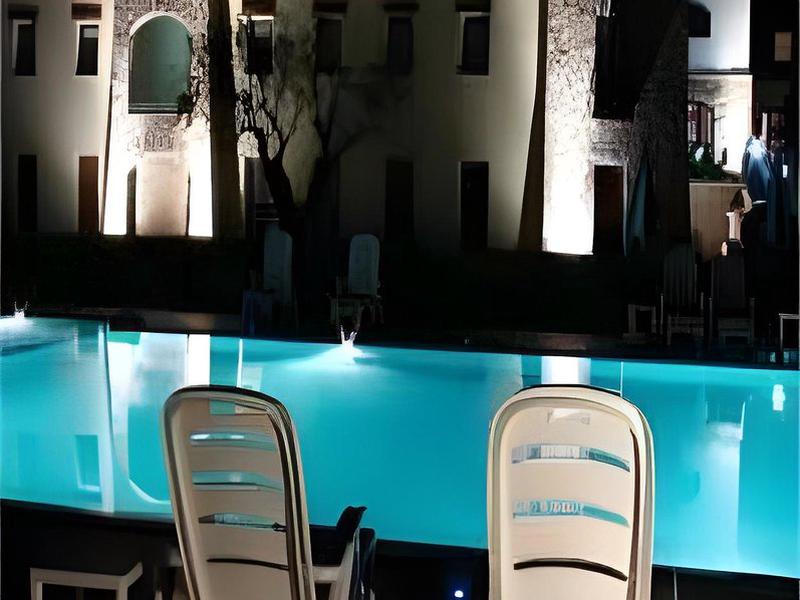 DB9844ACF46E5875C8239B8E1E40C9FB