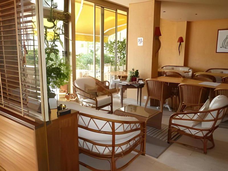 64CBE31AB10E95BC89AE3CE4CC49CC55