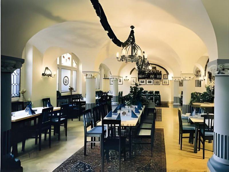 DDC5C51A8C3B8B255A24D22DEE52DD2A