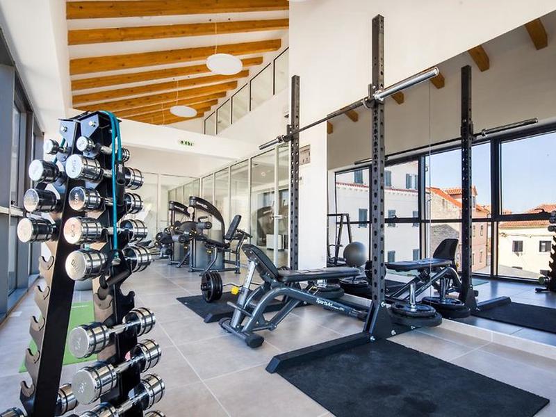 E78C127435B63840C1CD92BDEFE438FF