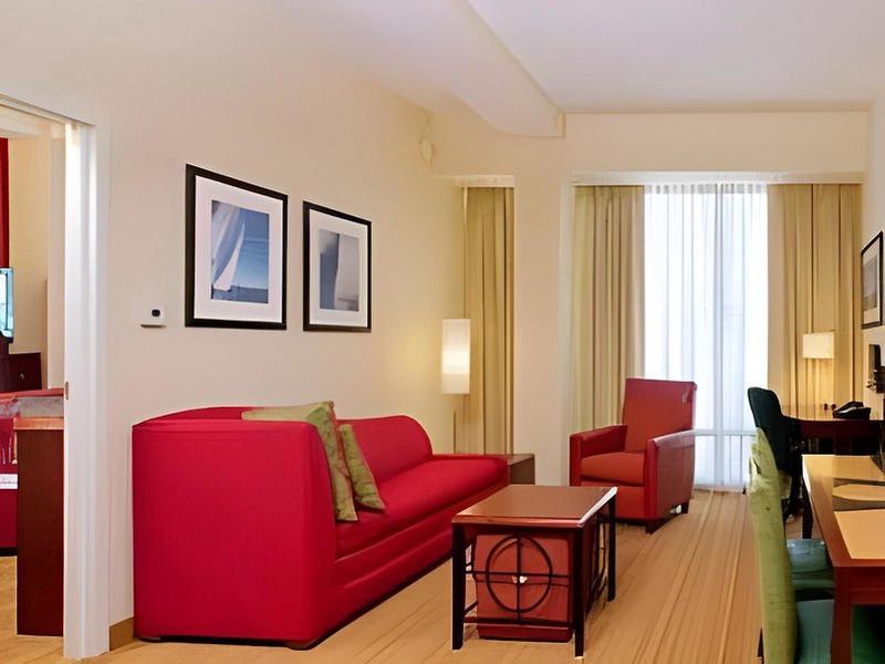 745D8CC2AC48BAFA06AEB0D73BF3180C