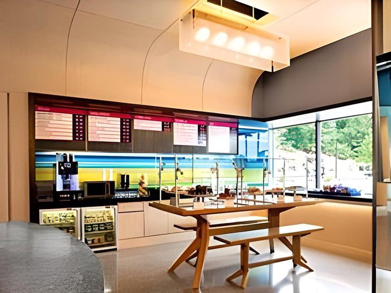 75F2ED9802480A9057533FC6D8ACE5F5