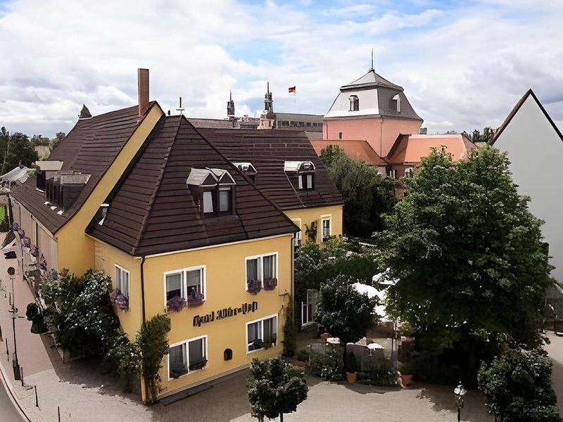 814962804F184B8B388C37BBBCFF2185