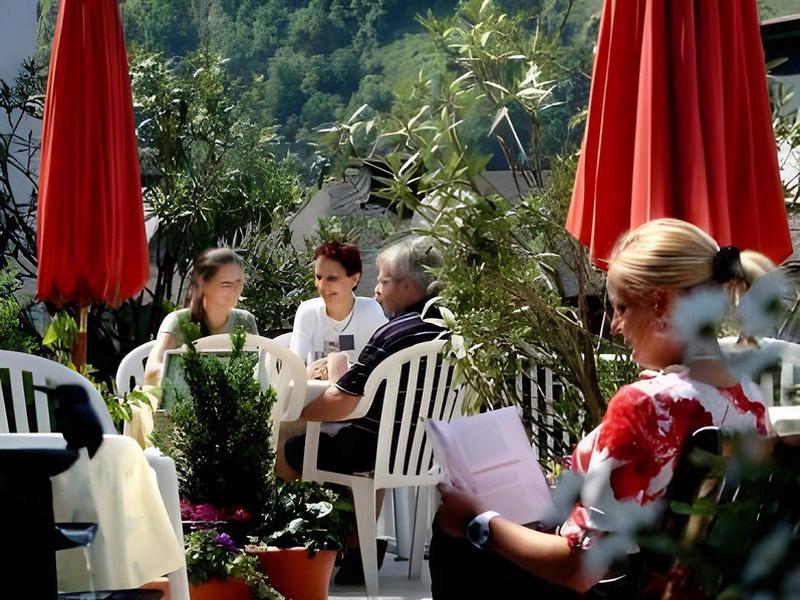 0EBE0BE09A49881A162EA022AD512396