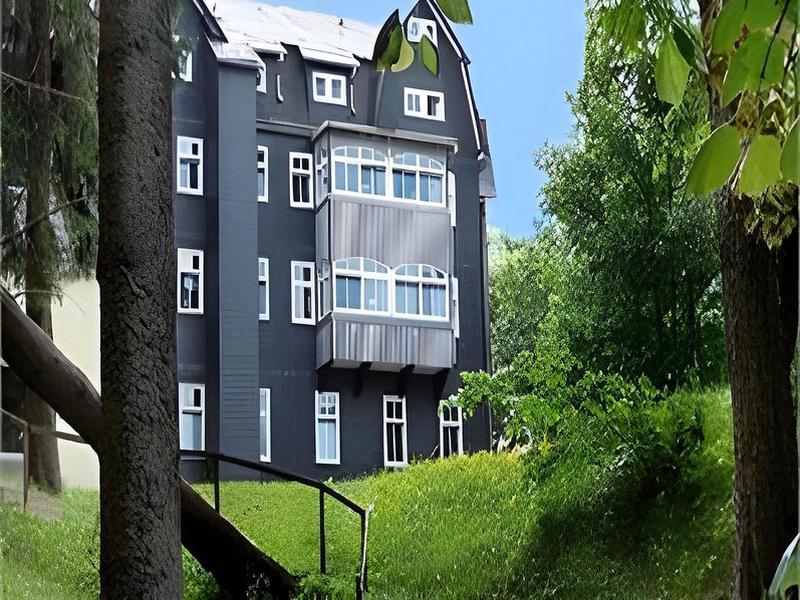 11FAF1612A4931EAABEC6EA11A569FD4