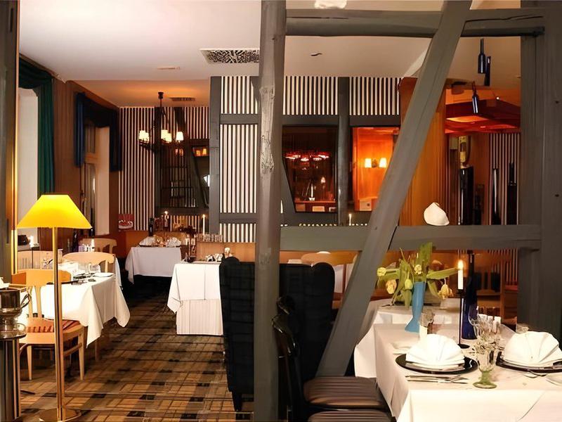 452218003678E0B186D7840A0AFFAD13