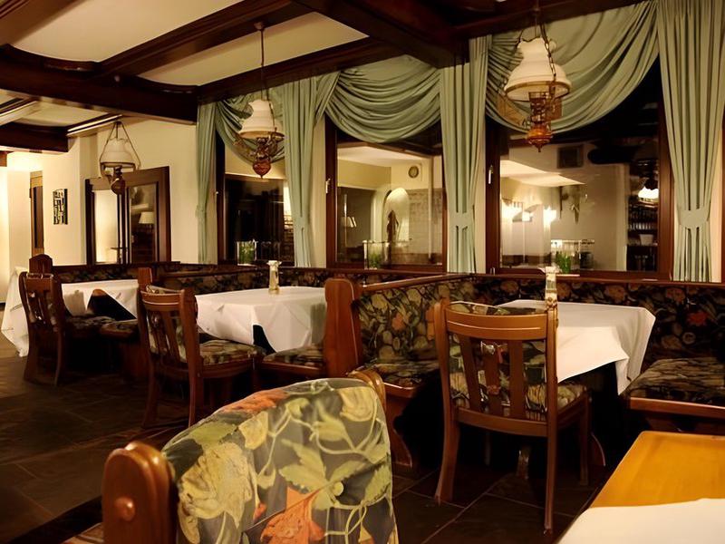 D184465AF328A08B590A5B41473D5A7B