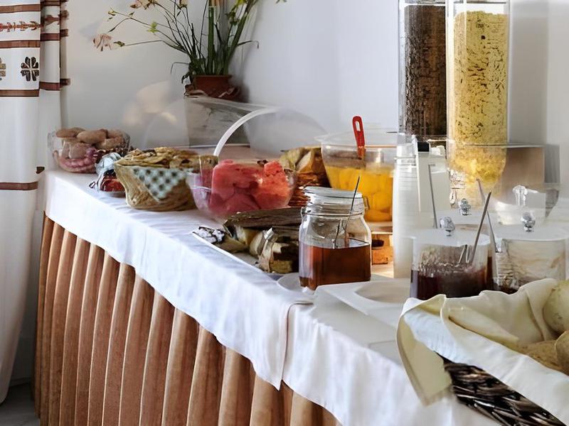 AE2F63D5827C3A2362F58C74D6980DC1