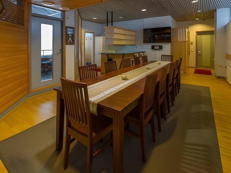 683A87C4DDF149FDF328DCF590F77A66