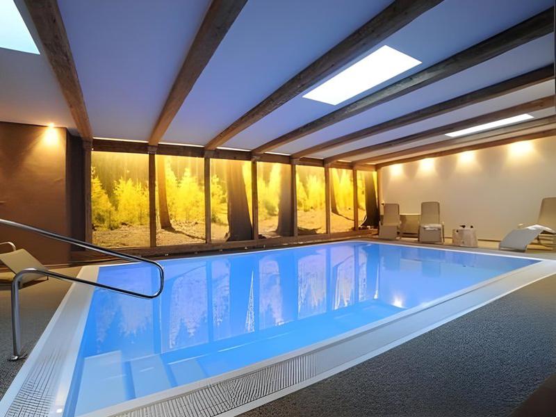 9537ED745F5F296043A1072F9E22BEF4