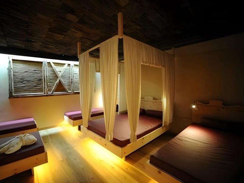 42381F254435D885BED3D501E47C1DC5