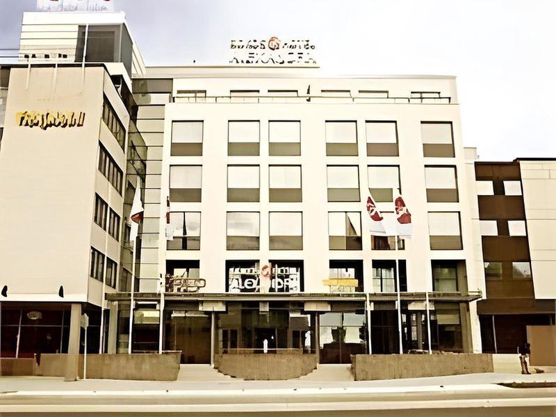 E7E7AAA92D4F283F57755D9D3227ADA3