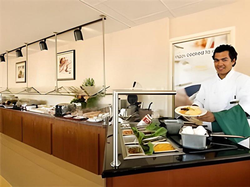 93005D9C4EF7864B7BF8BBF7697E4F6D