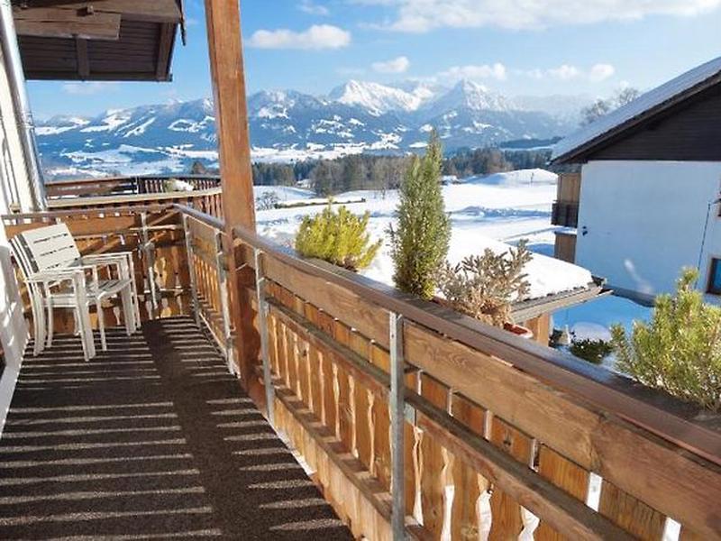 D1353603444F68D2AA4CC6988122FC55