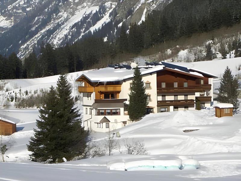 E1B786361B5B66E36B123D181E8E6EDC